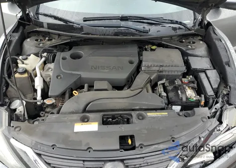 2016 Nissan Altima 2.5 z USA, uszkodzony, nr VIN 1N4AL3AP7GC144443